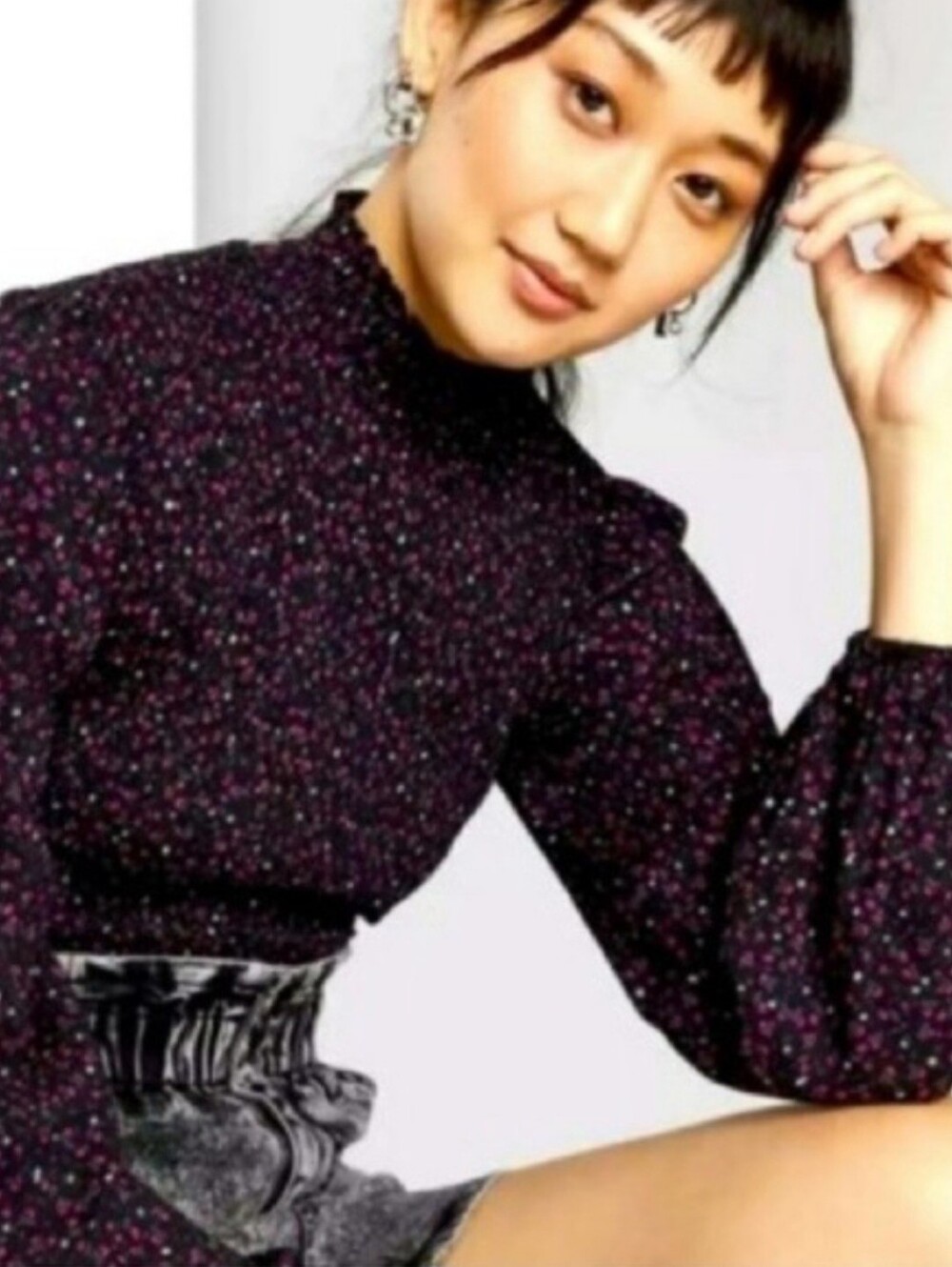 Wild Fable Mock Neck Floral Blouse in Black and Pink Size Small